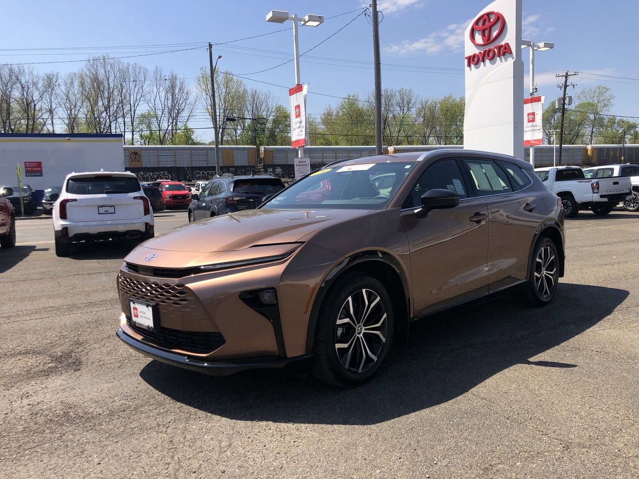 2025 Toyota Crown Signia XLE