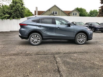 2024 Toyota Venza XLE