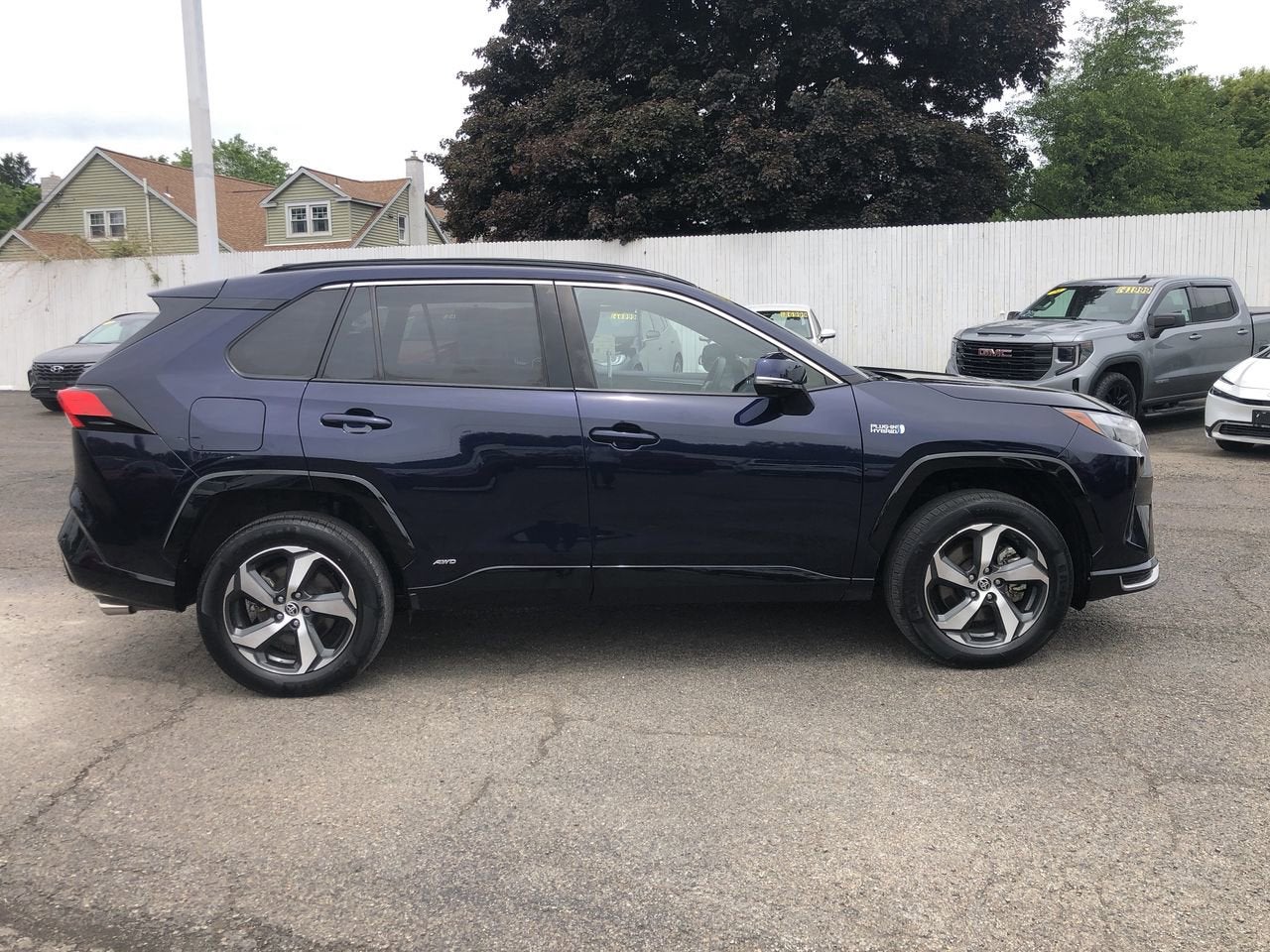 2023 Toyota RAV4 Prime SE