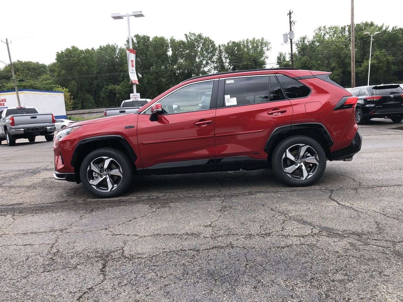 2023 Toyota RAV4 Prime SE