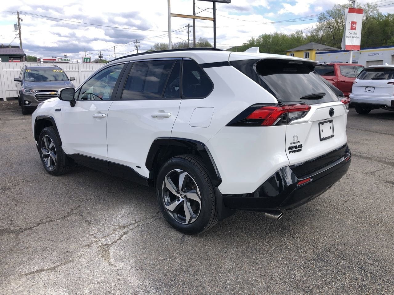 2023 Toyota RAV4 Prime SE