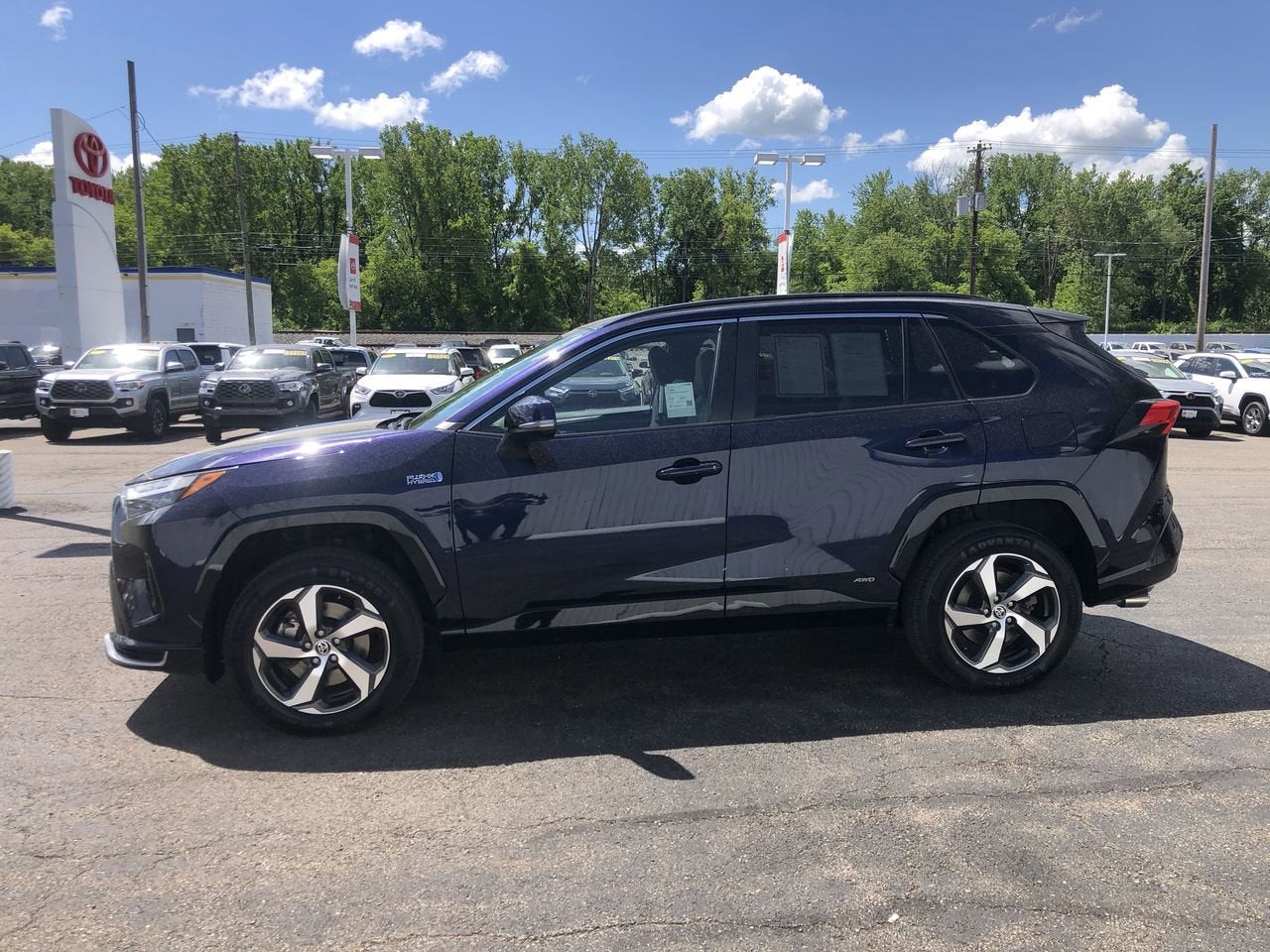 2023 Toyota RAV4 Prime SE