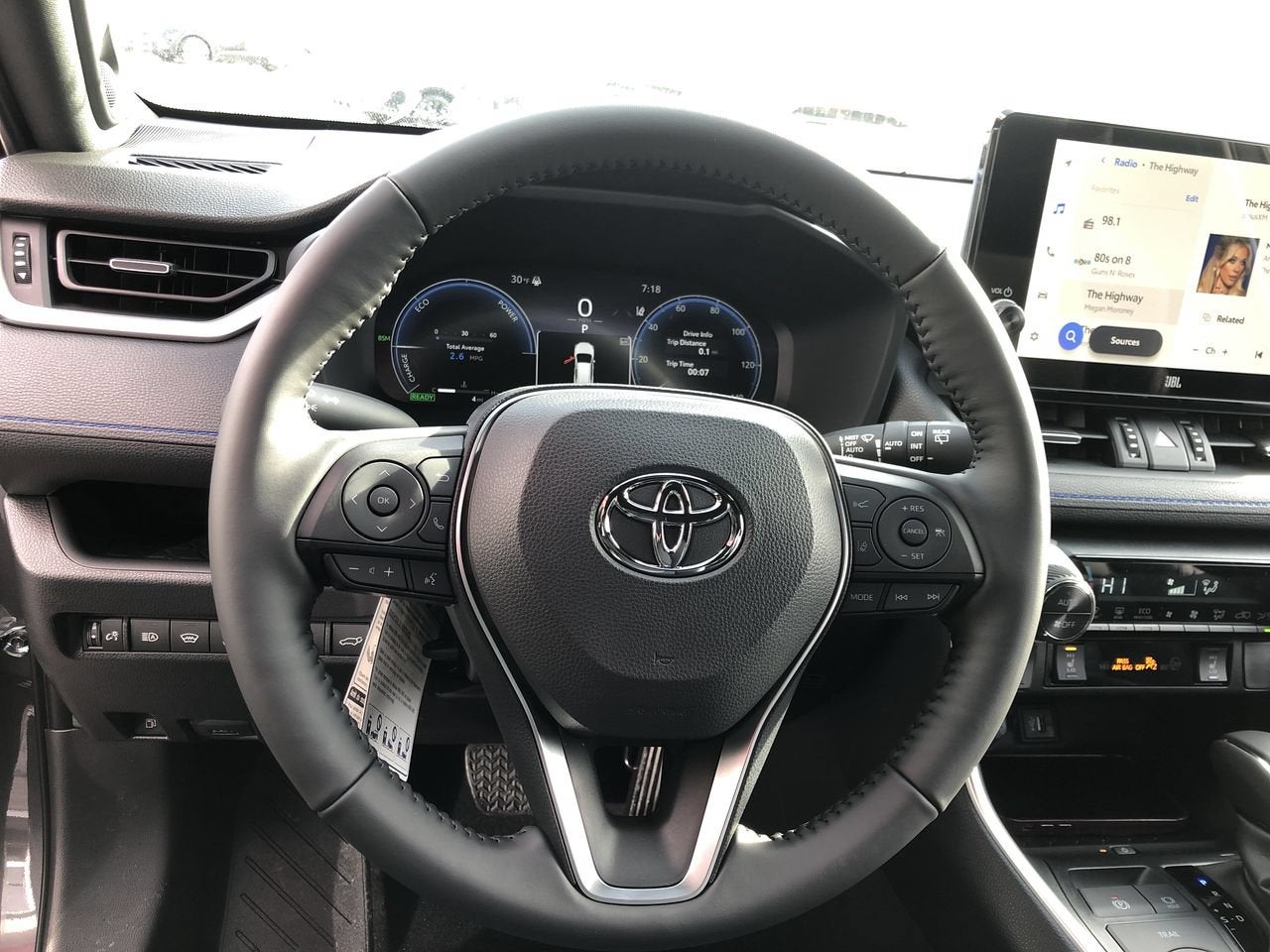 2025 Toyota RAV4 Hybrid XSE