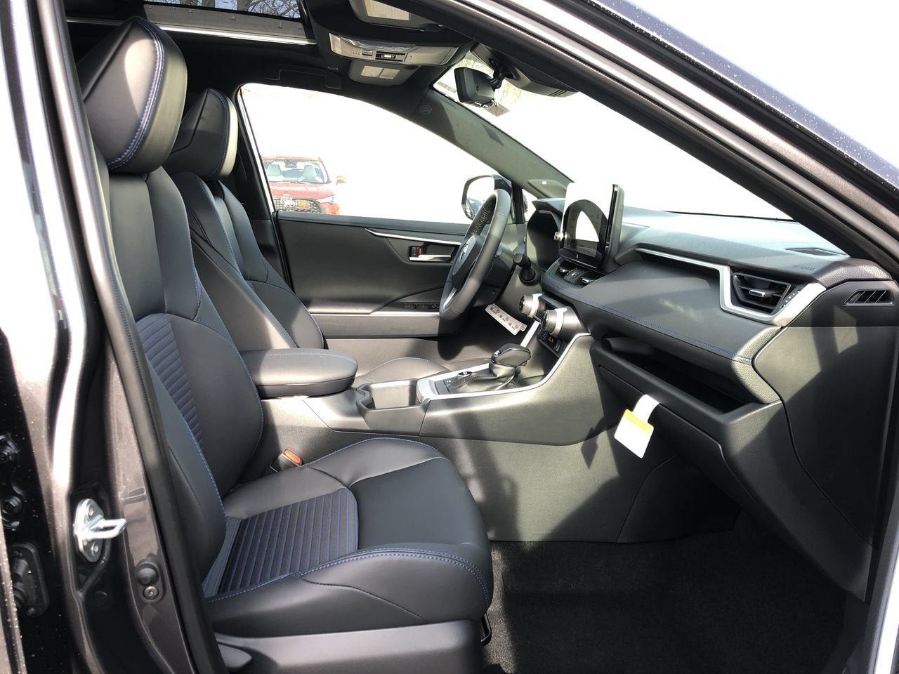 2025 Toyota RAV4 Hybrid XSE
