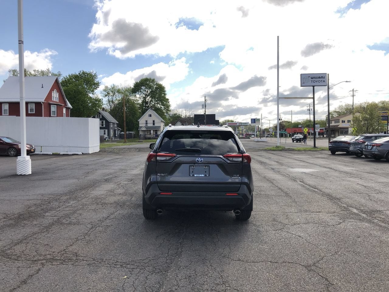 2020 Toyota RAV4 Hybrid XLE