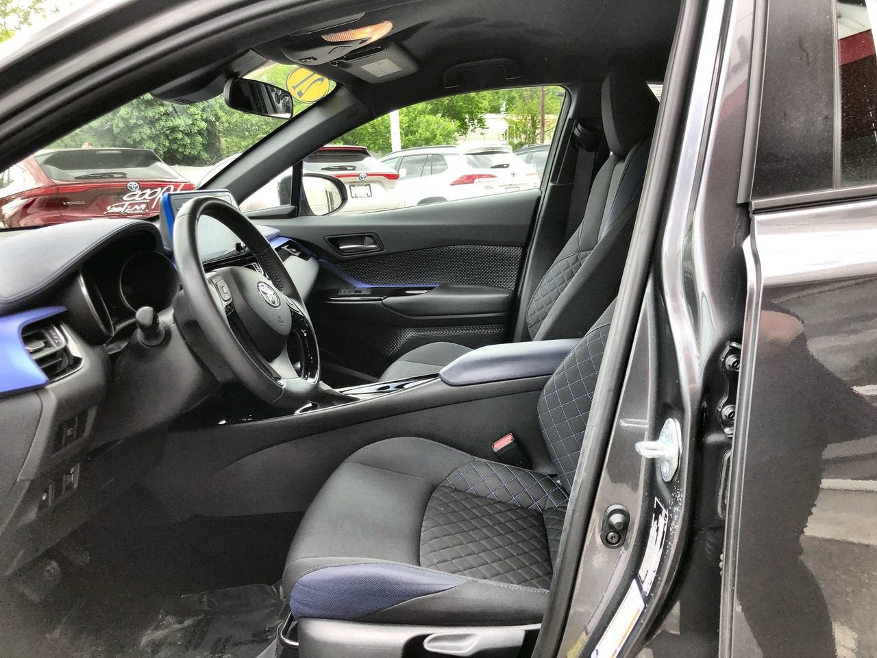 2021 Toyota C-HR XLE
