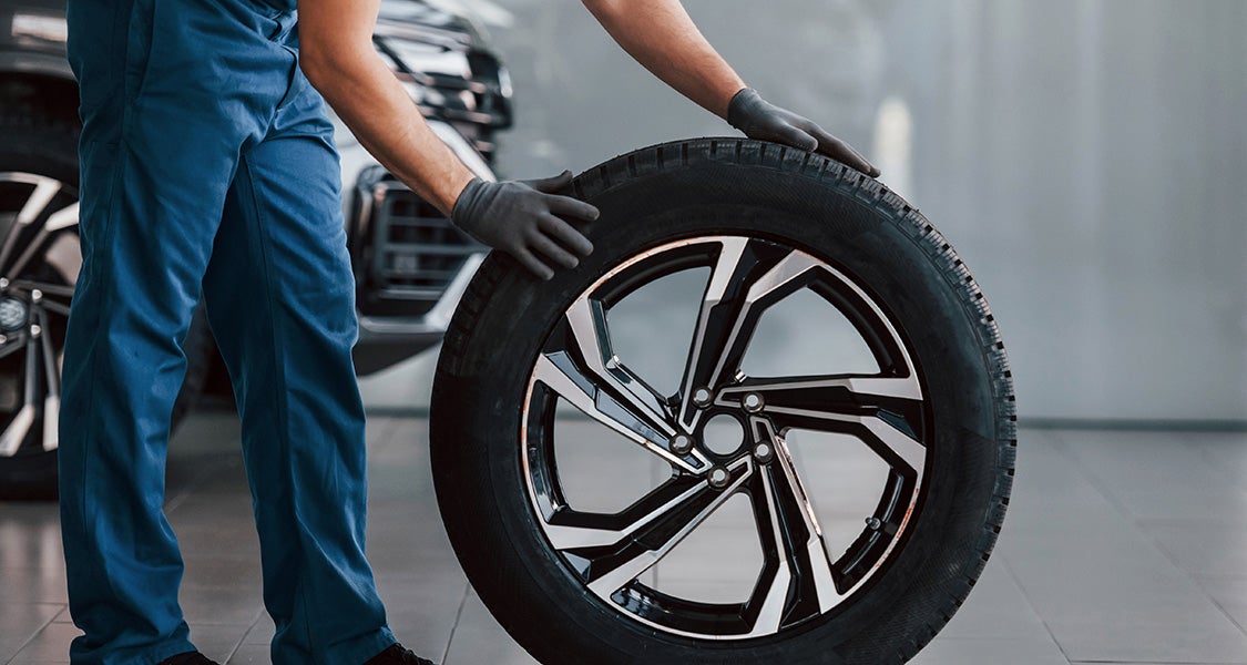Ford Tire Replacement in Vestal, NY - Williams Ford of Binghamton